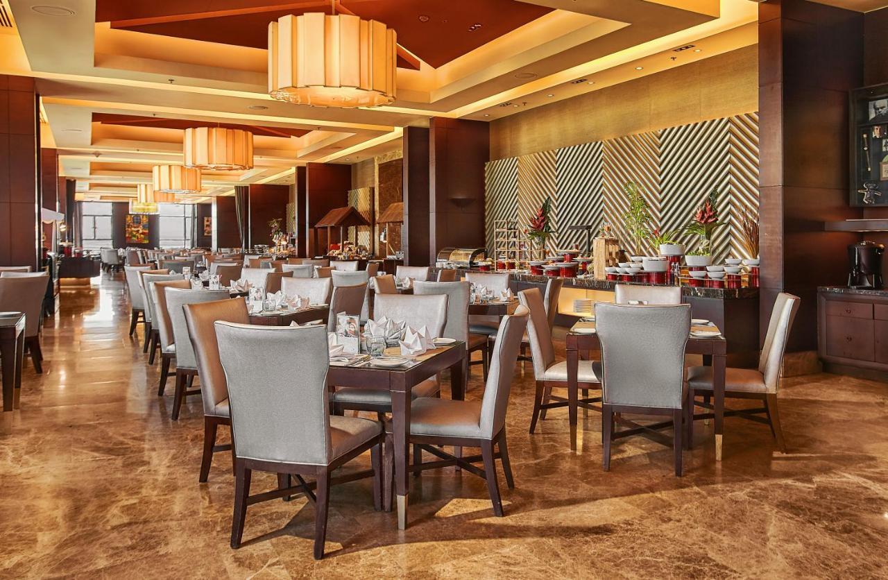 Crimson Hotel Filinvest City, Manila Muntinlupa City Екстериор снимка The restaurant
