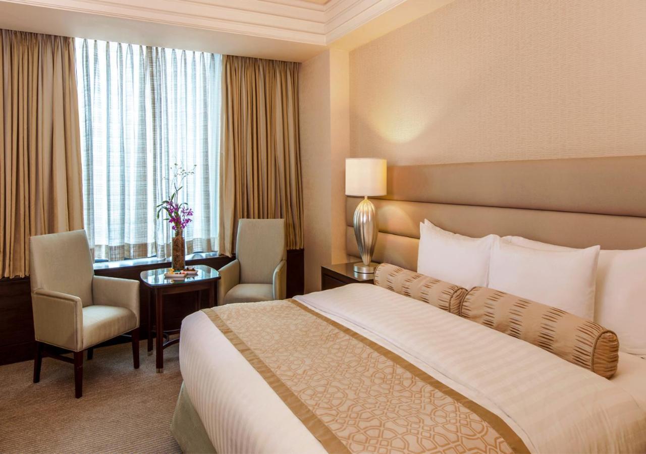 Crimson Hotel Filinvest City, Manila Muntinlupa City Екстериор снимка